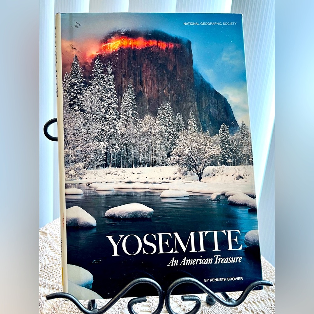 “Yosemite: An American Treasure" by Kenneth Brower (Hardcover, 1991) / Vintage